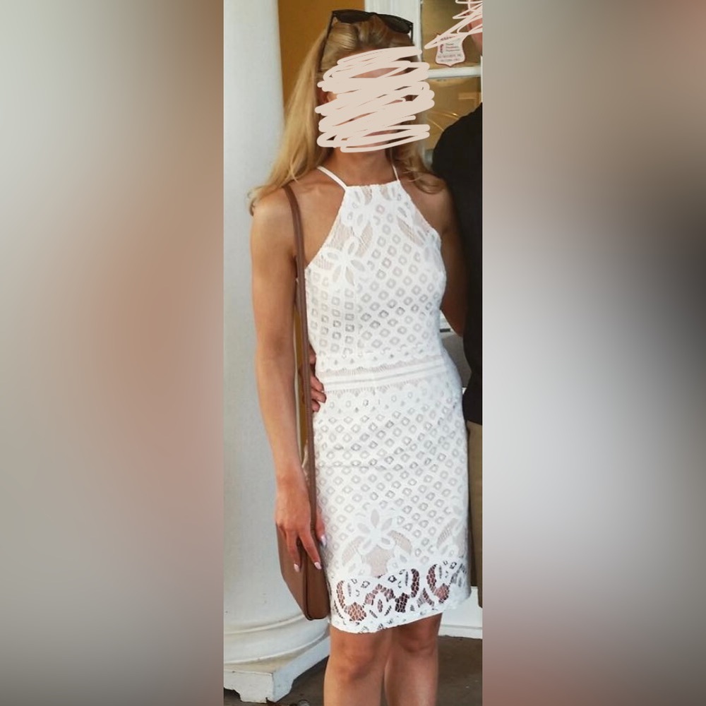 Lulu’s white lace open back dress XS